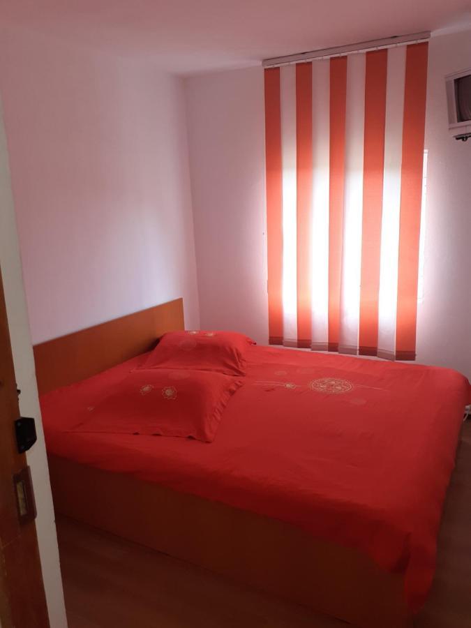 Pensiunea Denisa Căpăţîneni-Ungureni Bagian luar foto